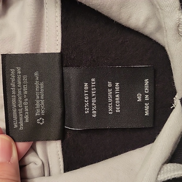 EUC Harry Potter Wizarding World Hoodie - Picture 7 of 9